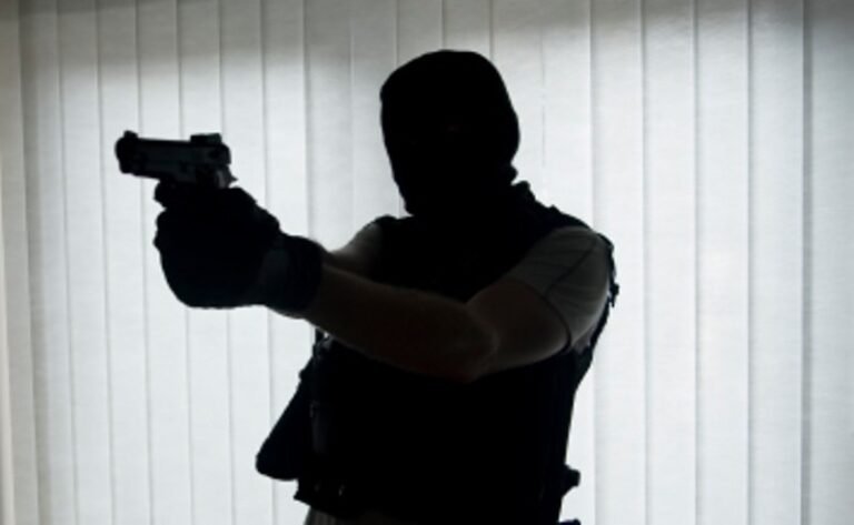 Armed Robbers Kill MoMo Agent