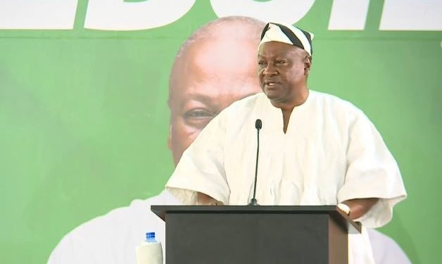 I’LL RESTORE LICENCES OF ‘UNJUSTLY’ COLLAPSED BANKS – MAHAMA