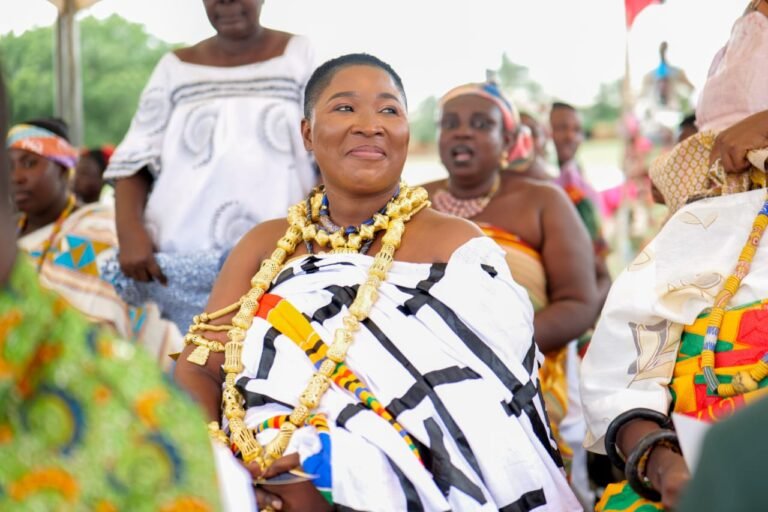 DON’T ALLOW YOURSELF TO BE USED BY POLITICIANS THIS YEAR – QUEEN MOTHER CHARGES YOUTH AHEAD OF ELECTIONS